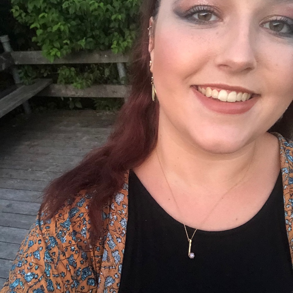 Meet your Posher, Sarah